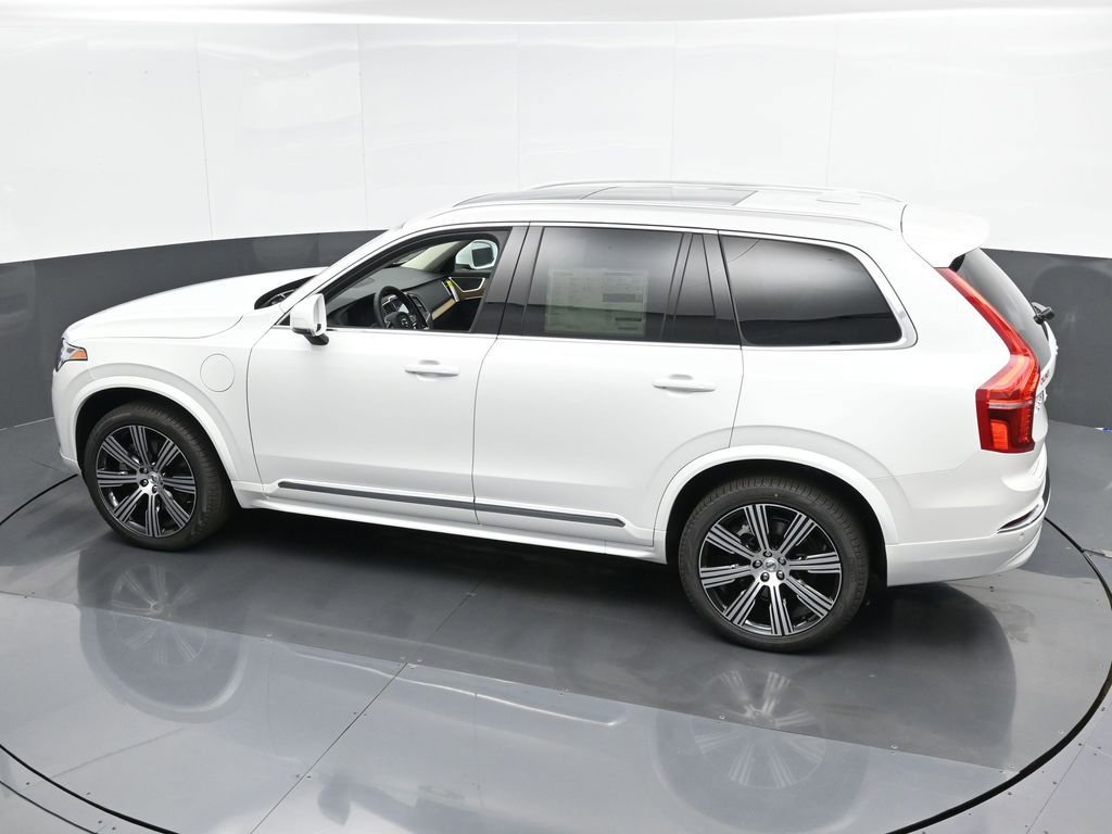 New 2025 Volvo XC90 T8 Core w/ Protection Package Premier AWD/4WD image 38
