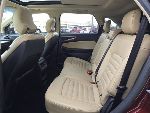 Used 2016 Ford Edge SEL w/ Equipment Group 201A image 29