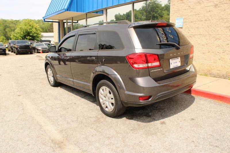 Used 2019 Dodge Journey SE w/ Connectivity Group image 4