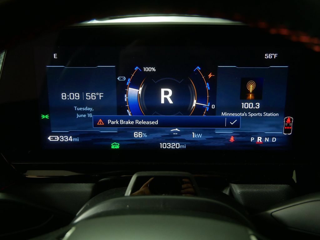 Used 2025 Chevrolet Silverado EV RST AWD/4WD image 30