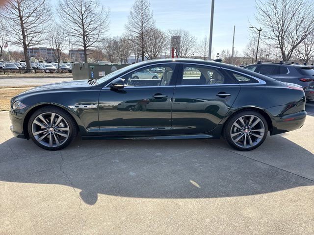 Used 2018 Jaguar XJ R-Sport RWD image 7