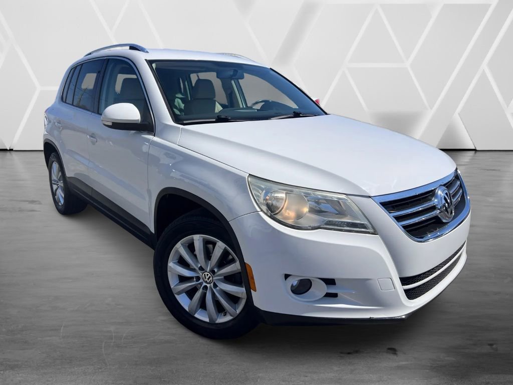 Used 2011 Volkswagen Tiguan S FWD image 2
