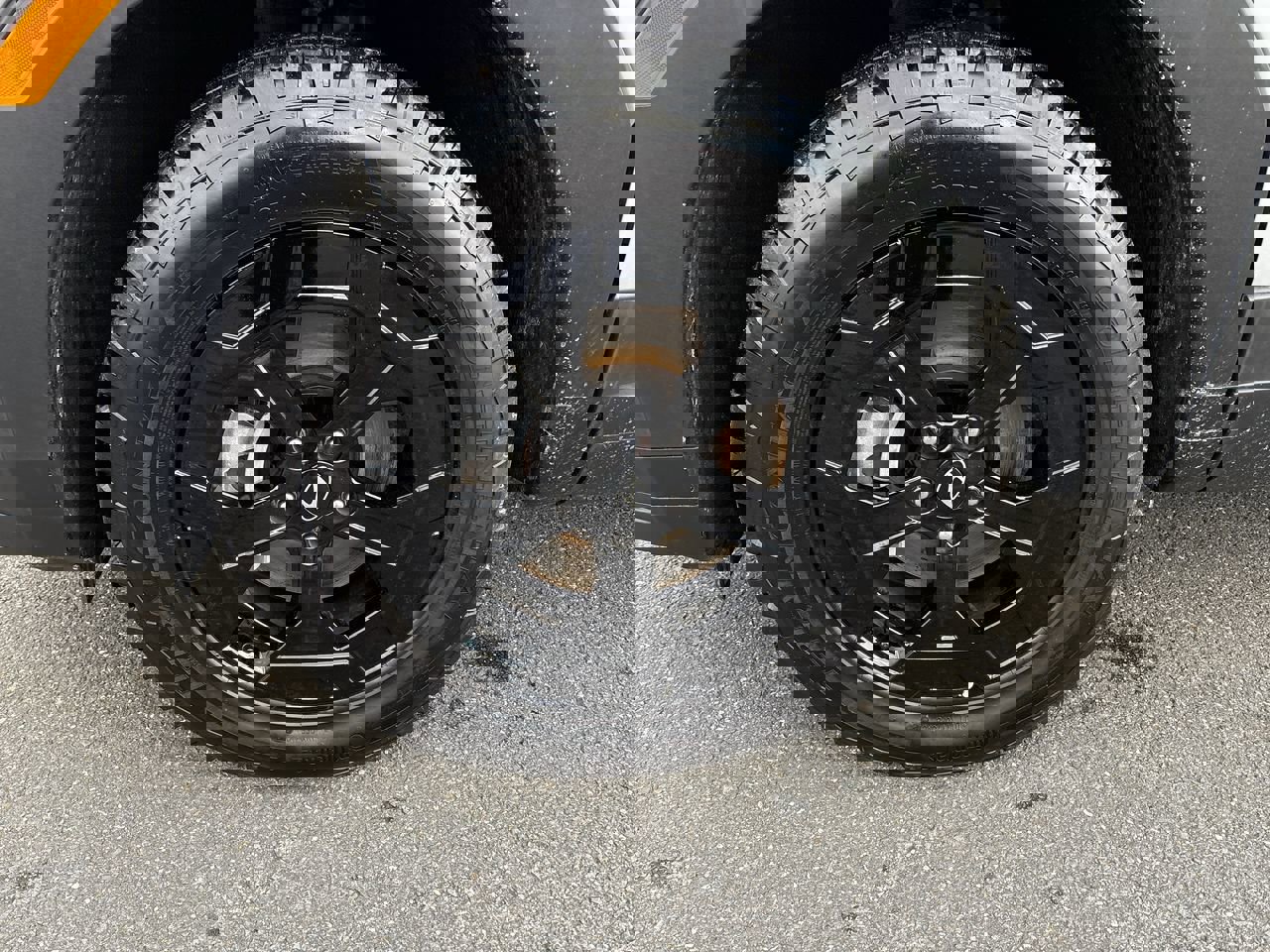 Certified 2025 Hyundai Santa Fe XRT image 10