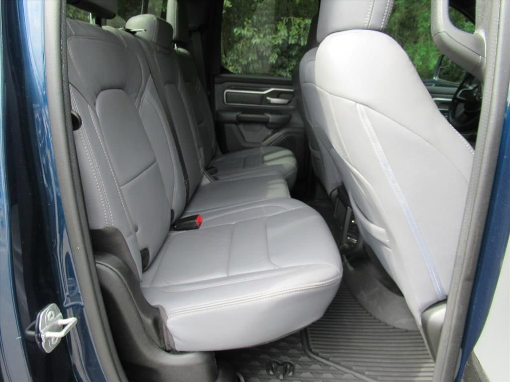 Used 2022 RAM 1500 Big Horn RWD image 32