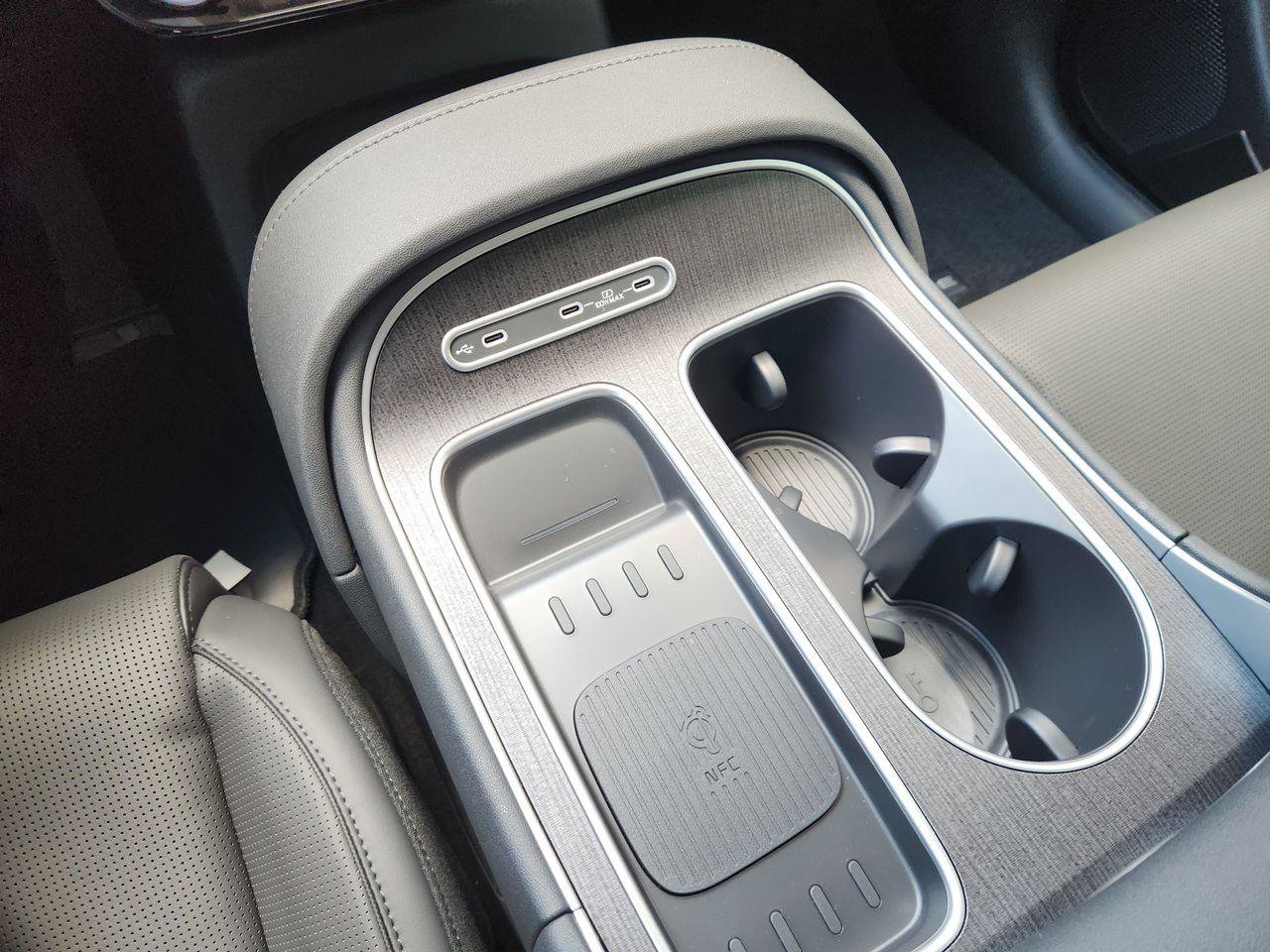 New 2027 Hyundai Palisade SEL Premium FWD image 19