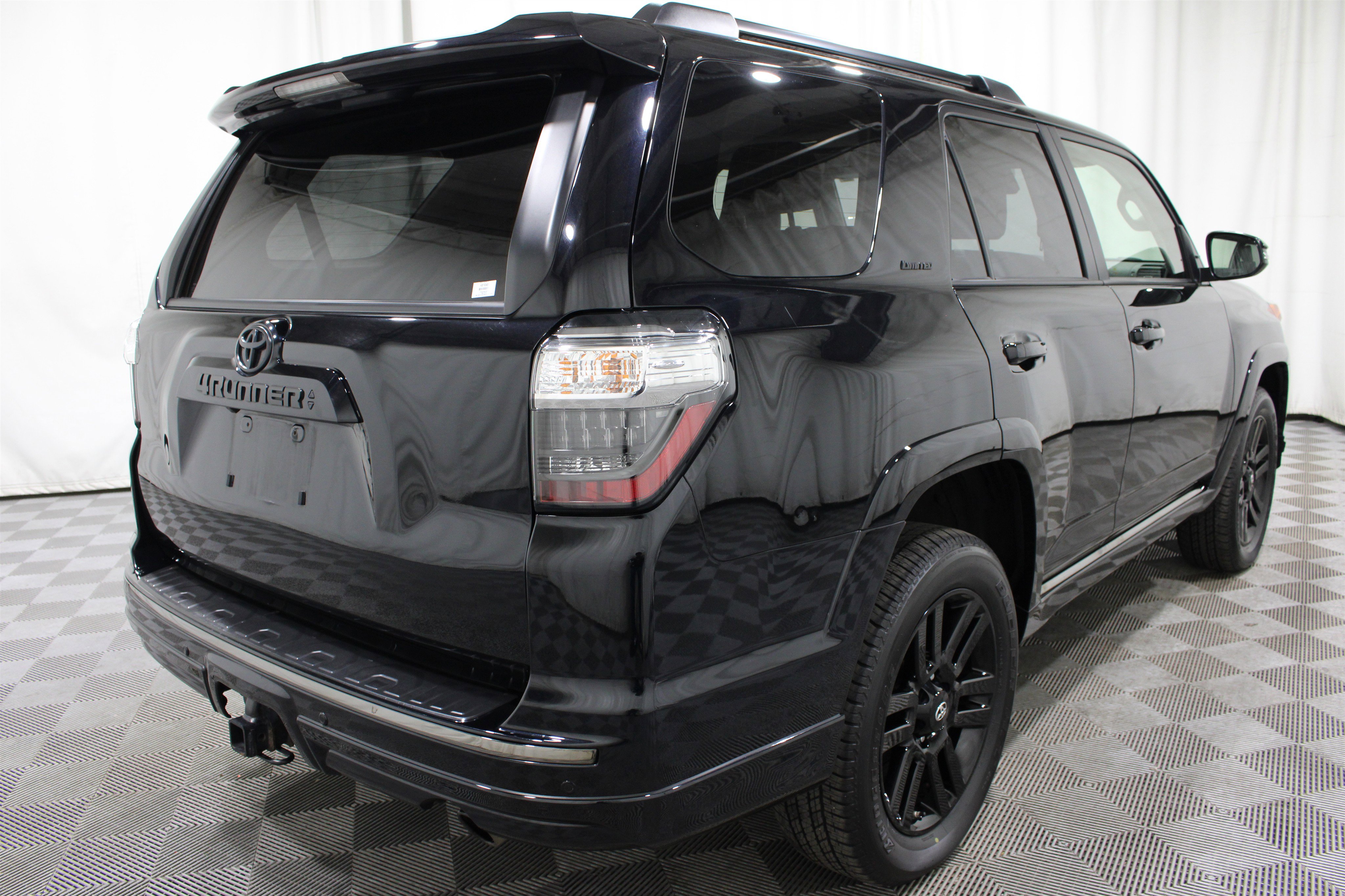 Used 2020 Toyota 4Runner Nightshade AWD/4WD image 32
