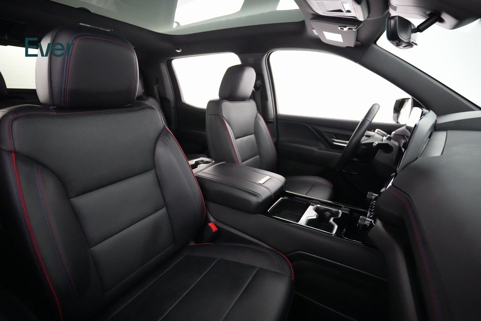 Used 2024 Chevrolet Silverado EV RST image 8