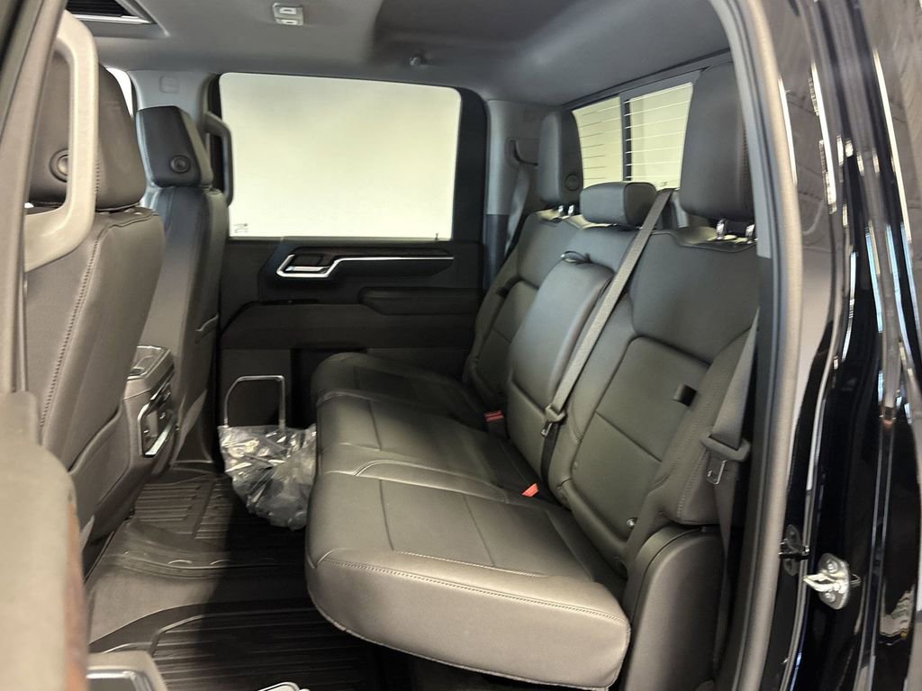 New 2025 GMC Sierra 2500 SLT w/ SLT Premium Package image 30