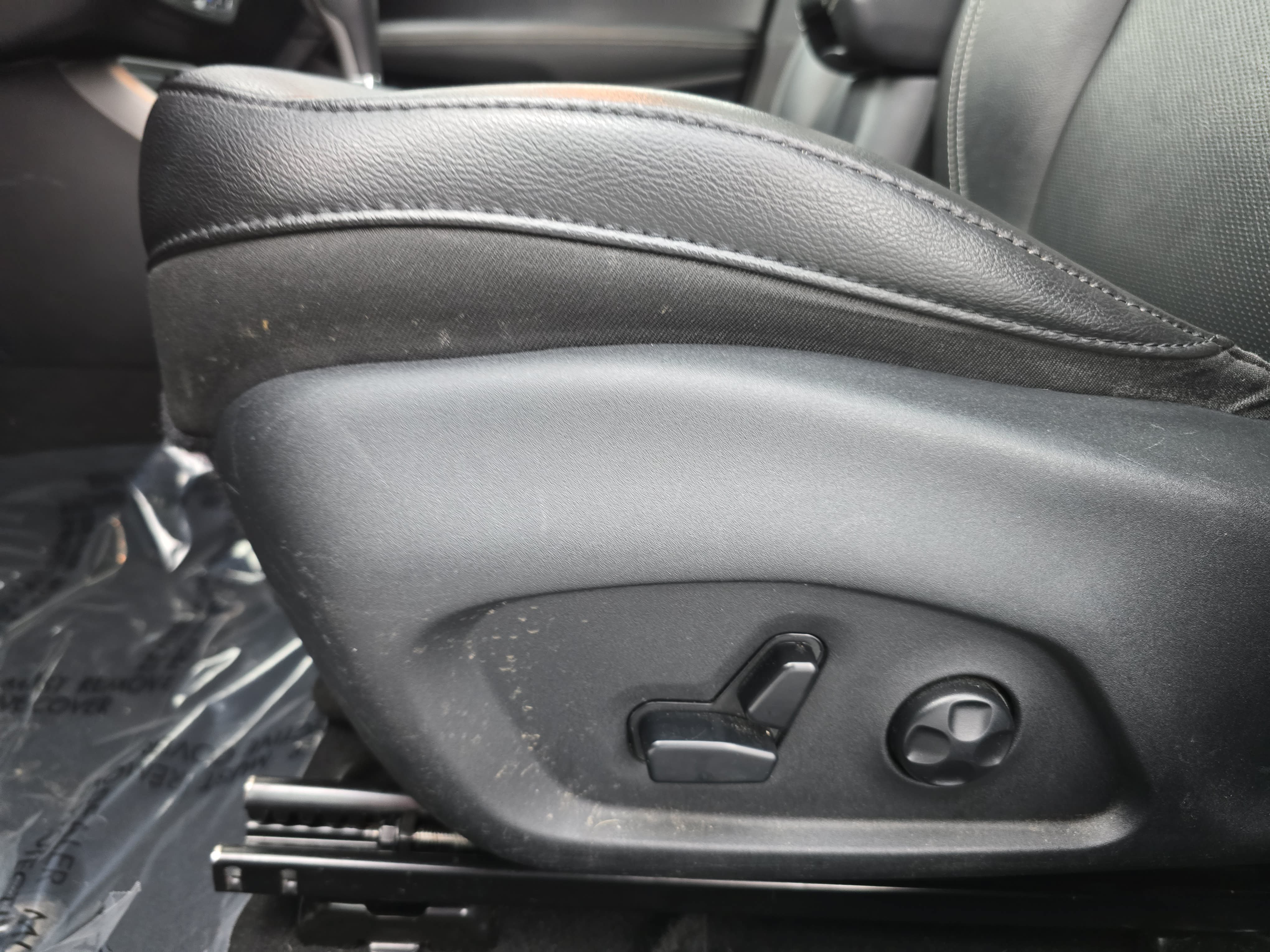 Used 2021 Jeep Compass Latitude w/ Sun and Sound Group AWD/4WD image 29