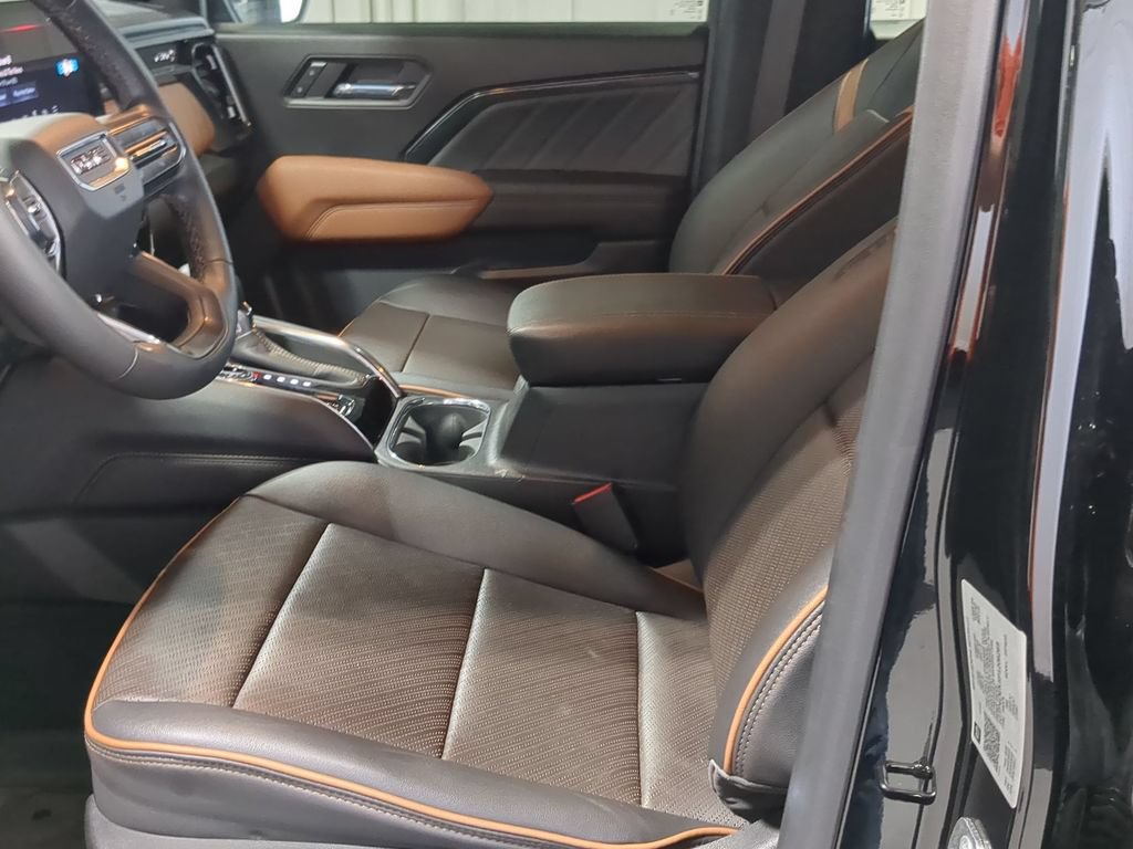 Used 2023 GMC Canyon AT4 w/ AT4 Premium Package AWD/4WD image 20