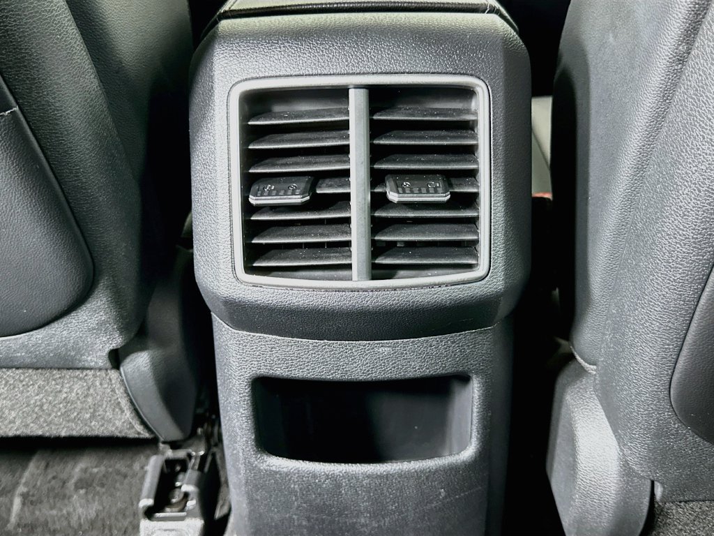 Used 2026 Kia Sportage EX FWD image 24
