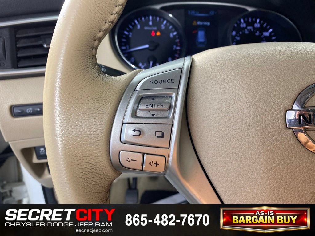 Used 2015 Nissan Rogue SL FWD image 14