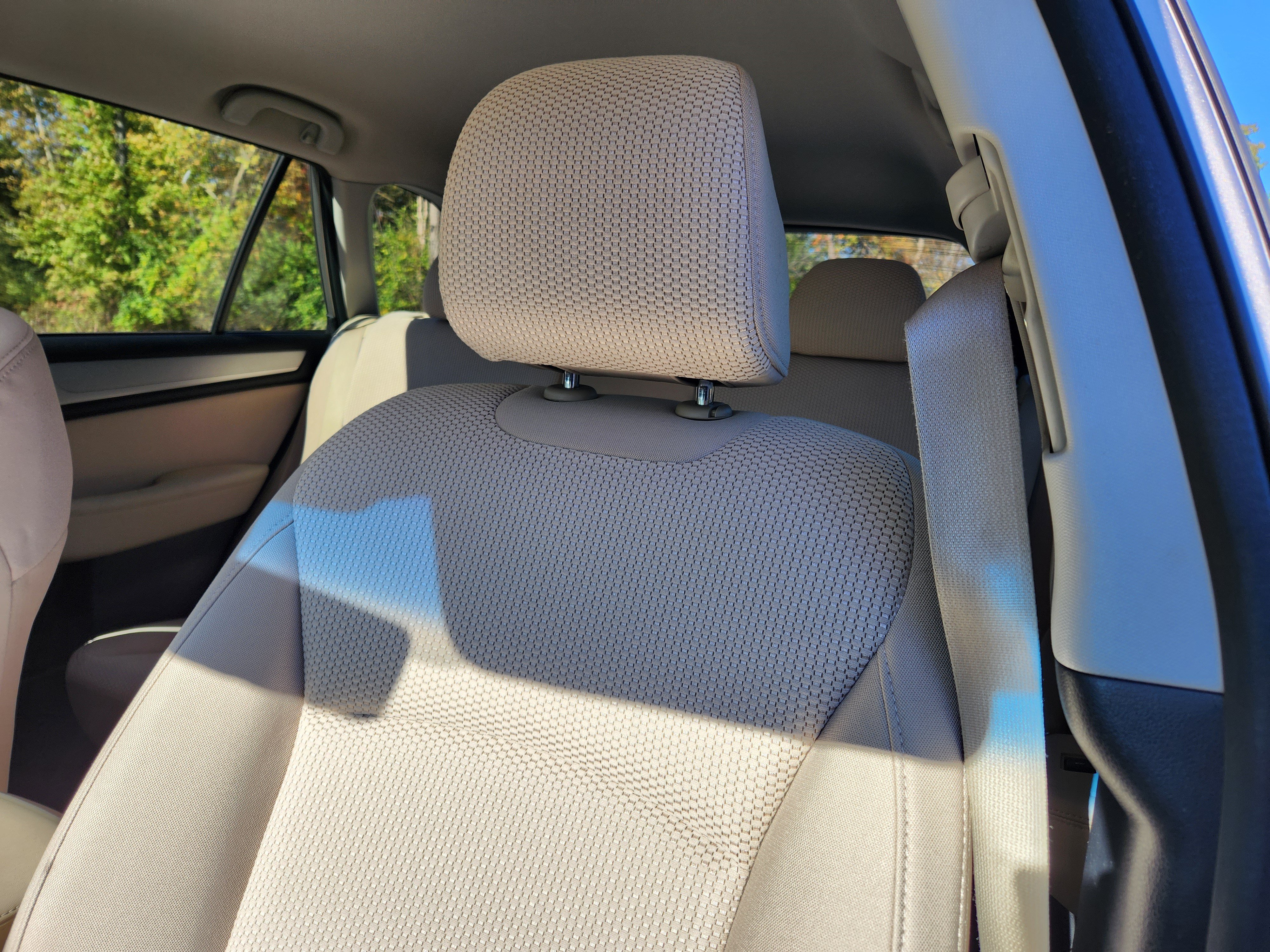 Used 2017 Subaru Outback 2.5i Premium AWD/4WD image 11