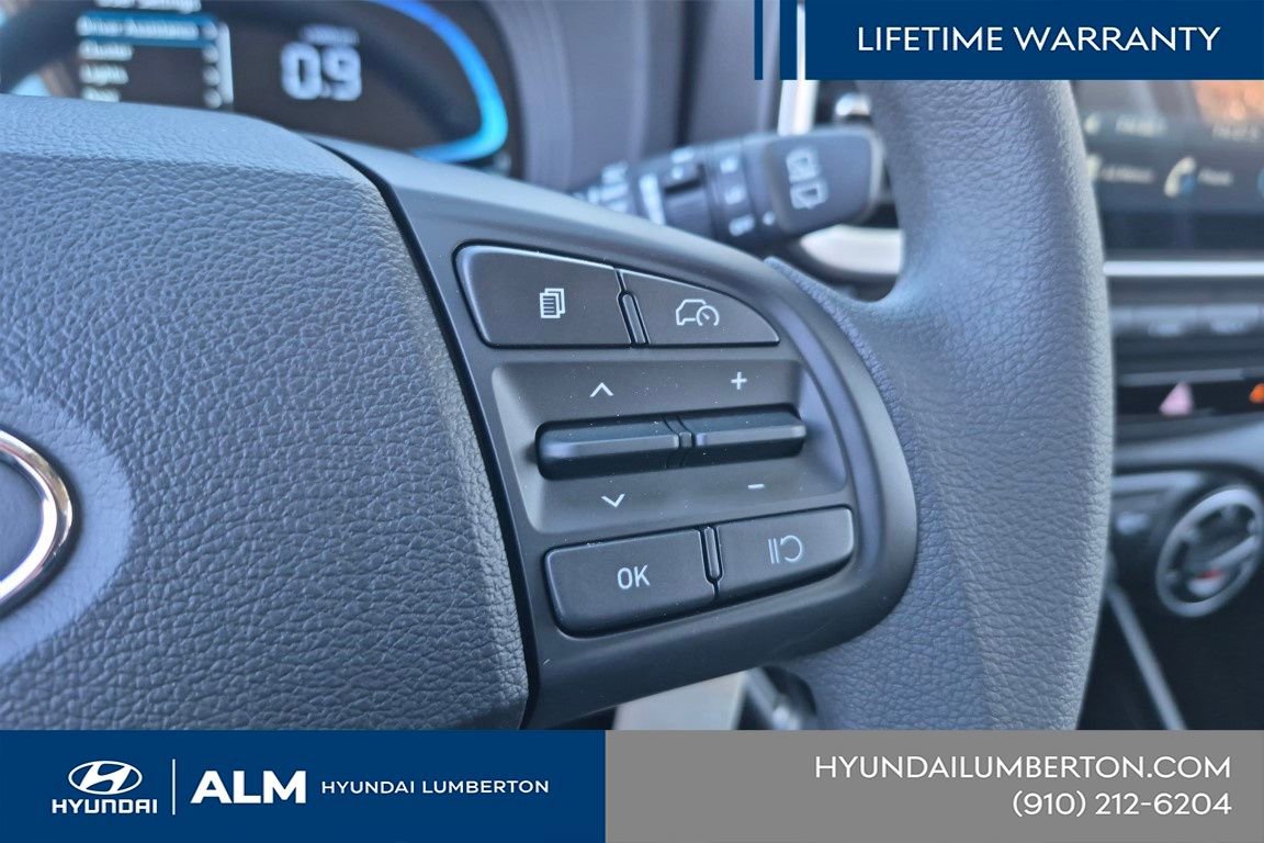 New 2026 Hyundai Venue SE FWD image 27