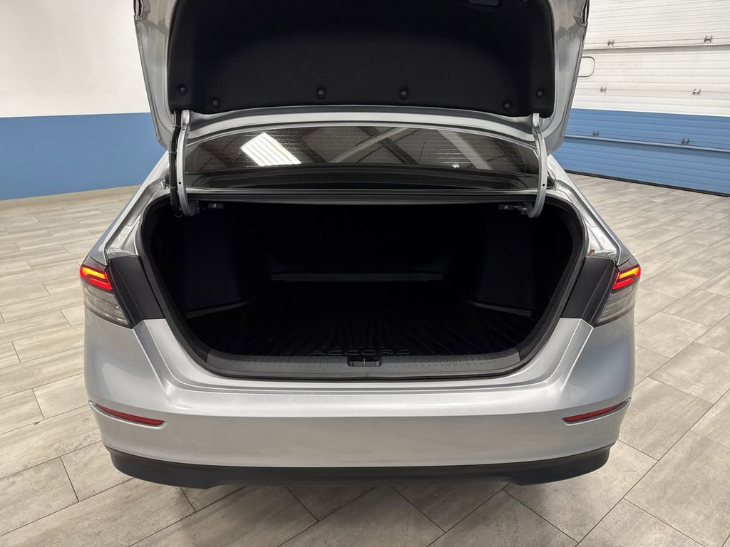 Used 2024 Honda Accord EX image 15