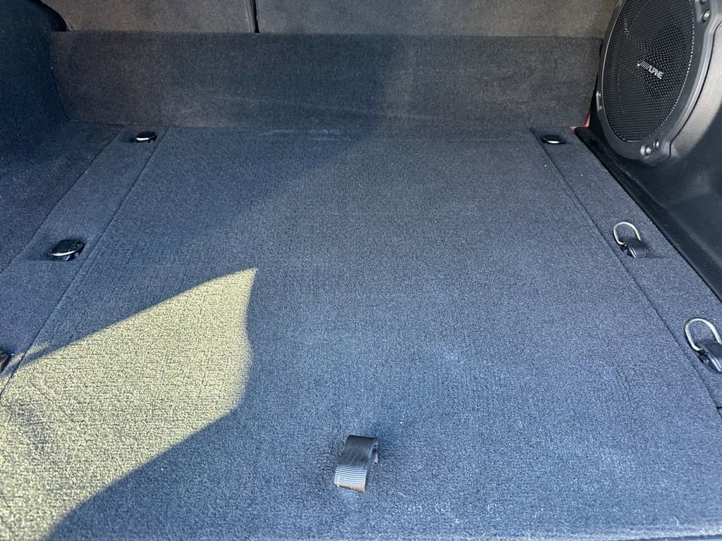 Used 2022 Jeep Wrangler Unlimited Sahara w/ Cold Weather Group image 17