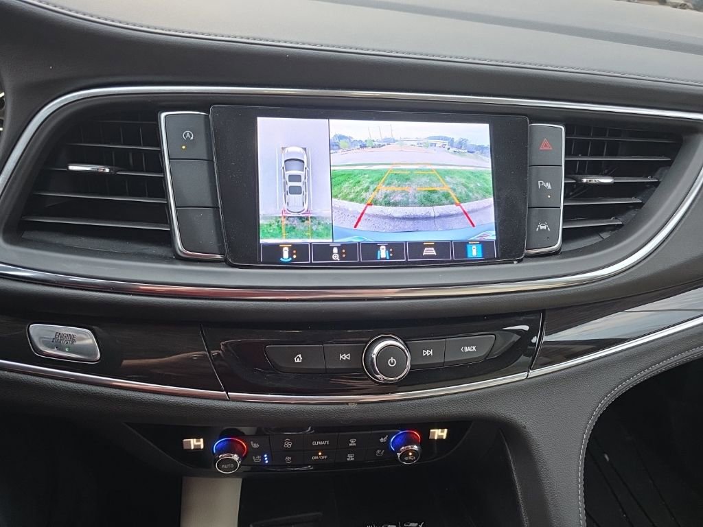 Used 2023 Buick Enclave Premium w/ Experience Buick Package image 8