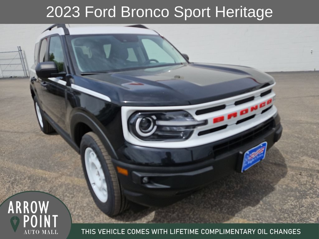 Used 2023 Ford Bronco Sport Heritage w/ Heritage Convenience Package AWD/4WD image 2