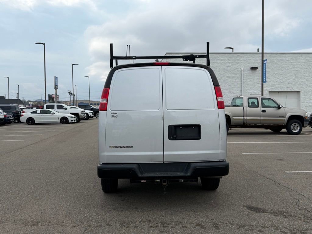 Used 2020 Chevrolet Express 2500 w/ Driver Convenience Package image 8