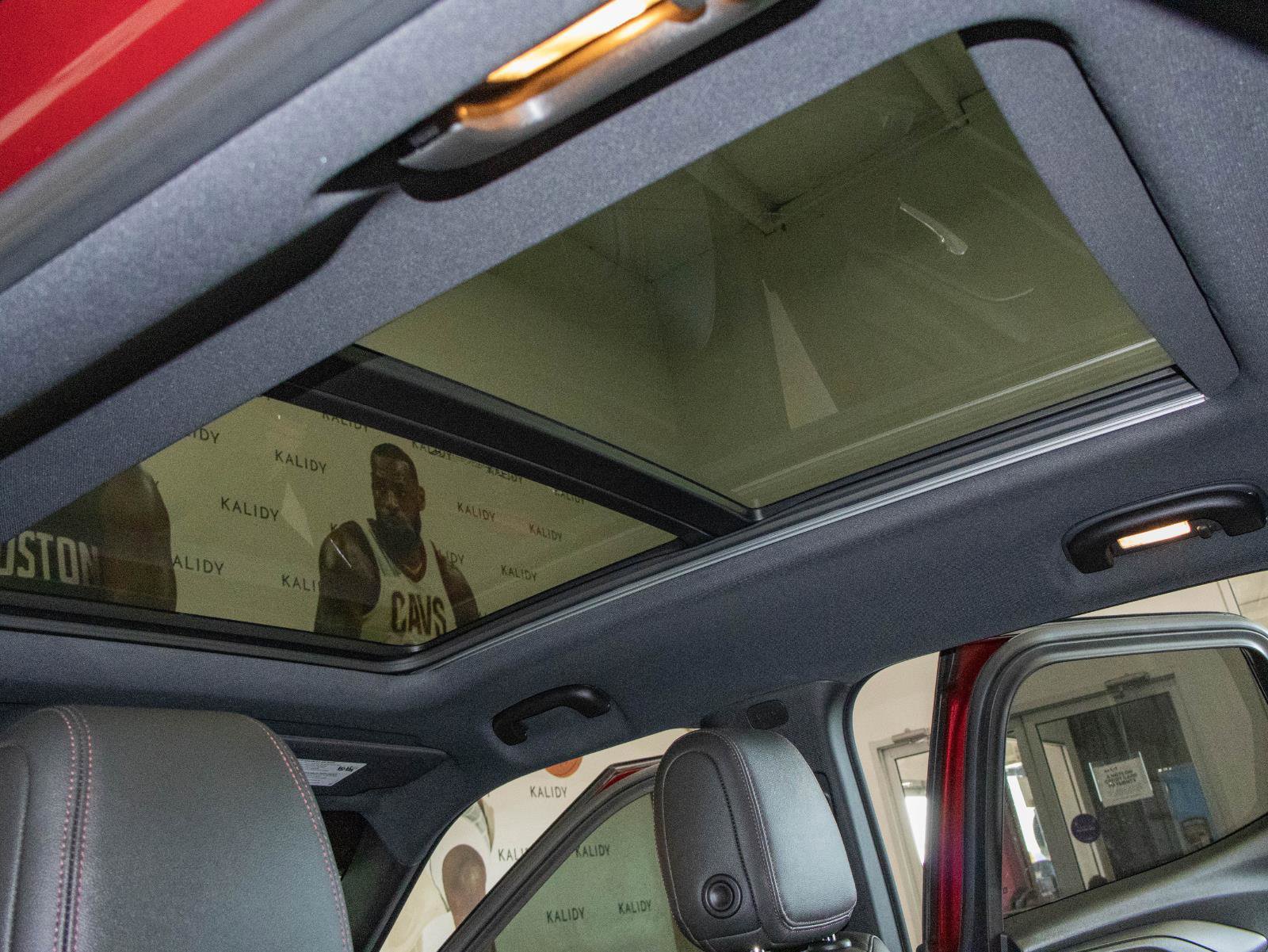 Used 2024 Chevrolet TrailBlazer RS w/ Convenience Package image 13