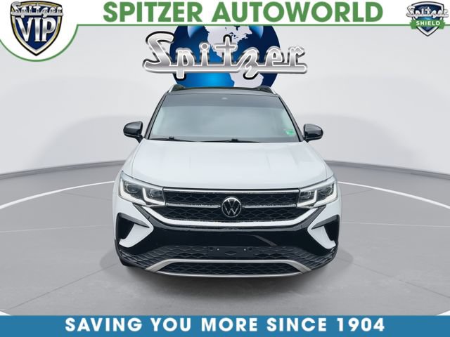 Used 2023 Volkswagen Taos SEL AWD/4WD image 3