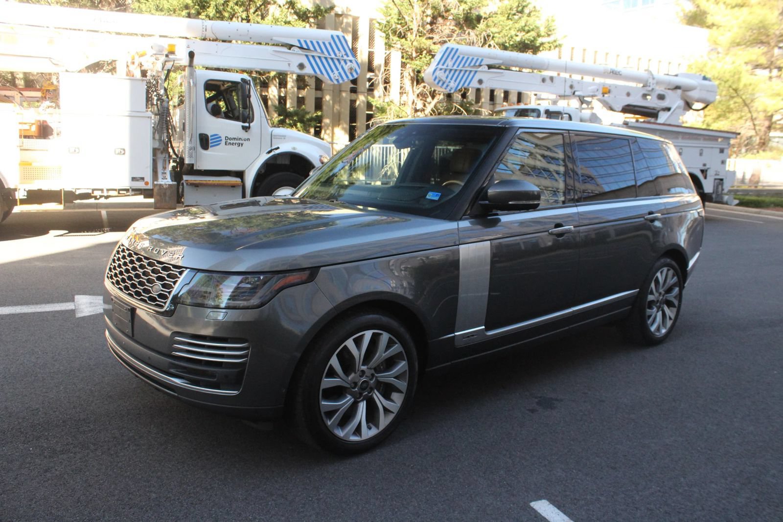 Used 2018 Land Rover Range Rover Long Wheelbase Autobiography AWD/4WD image 12