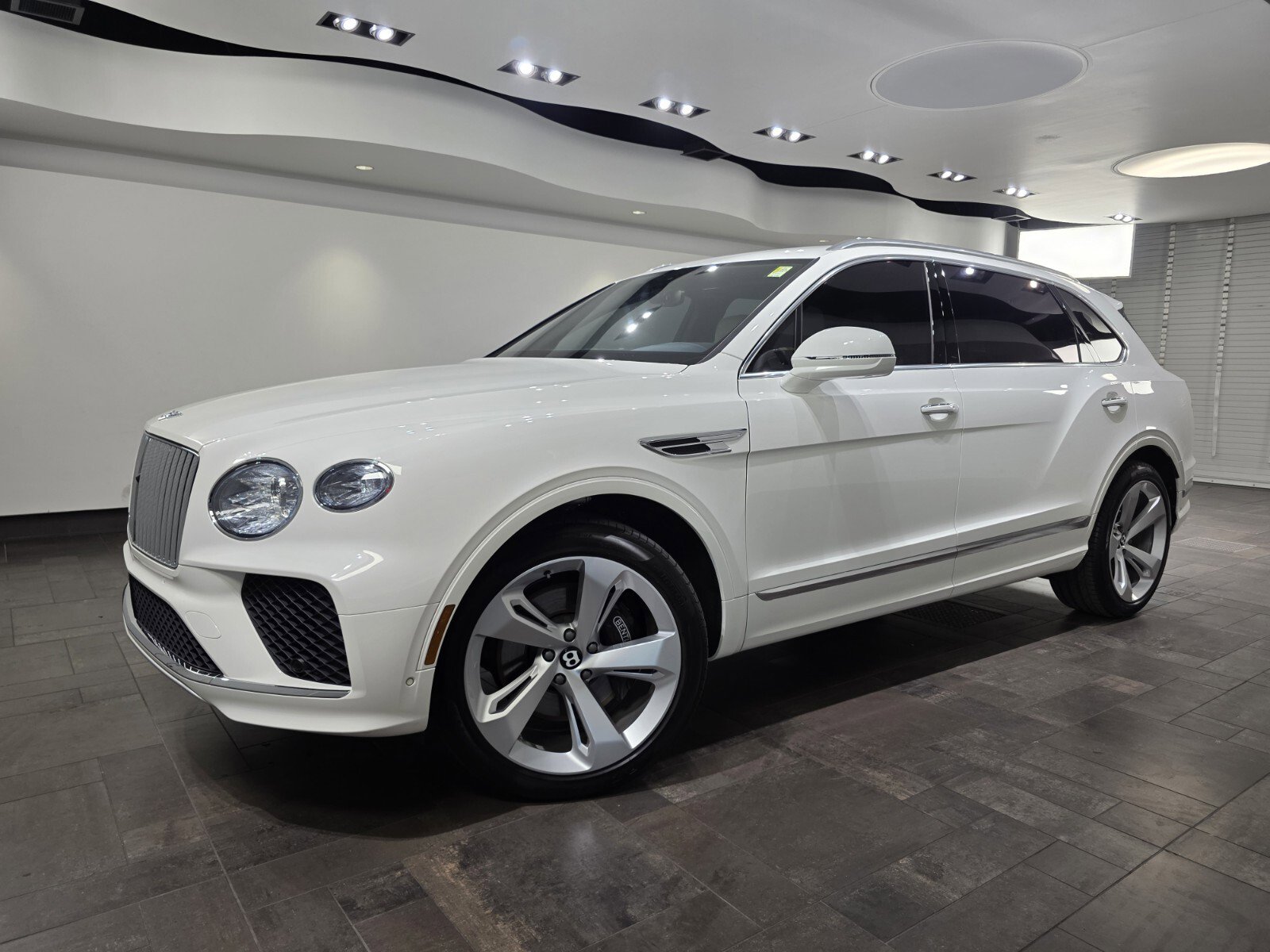 Used 2023 Bentley Bentayga Extended Wheelbase