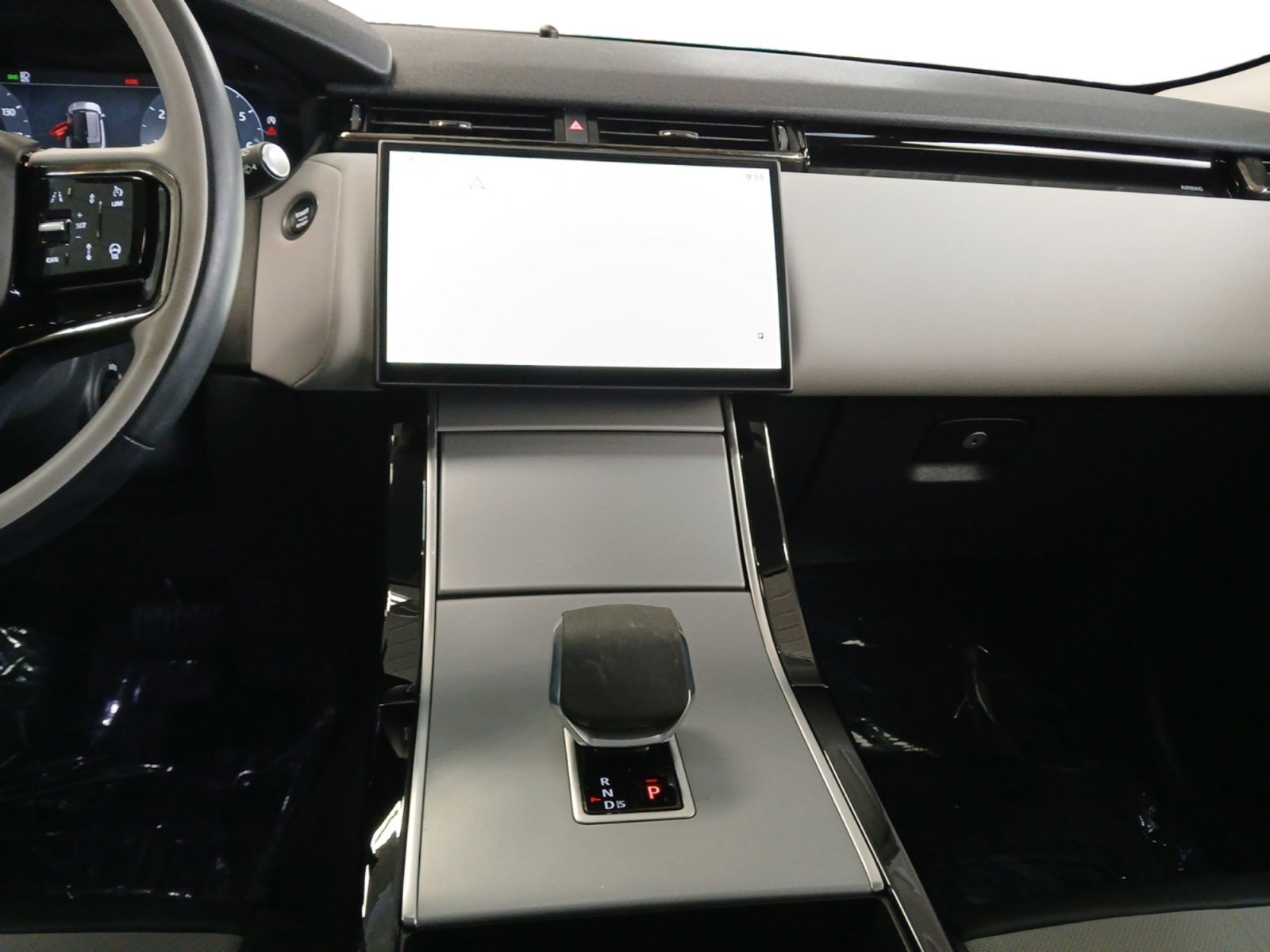 Used 2025 Land Rover Range Rover Velar S image 11