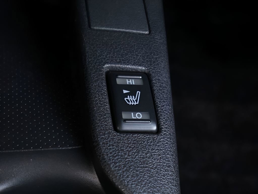 Used 2015 Nissan Leaf S FWD image 27