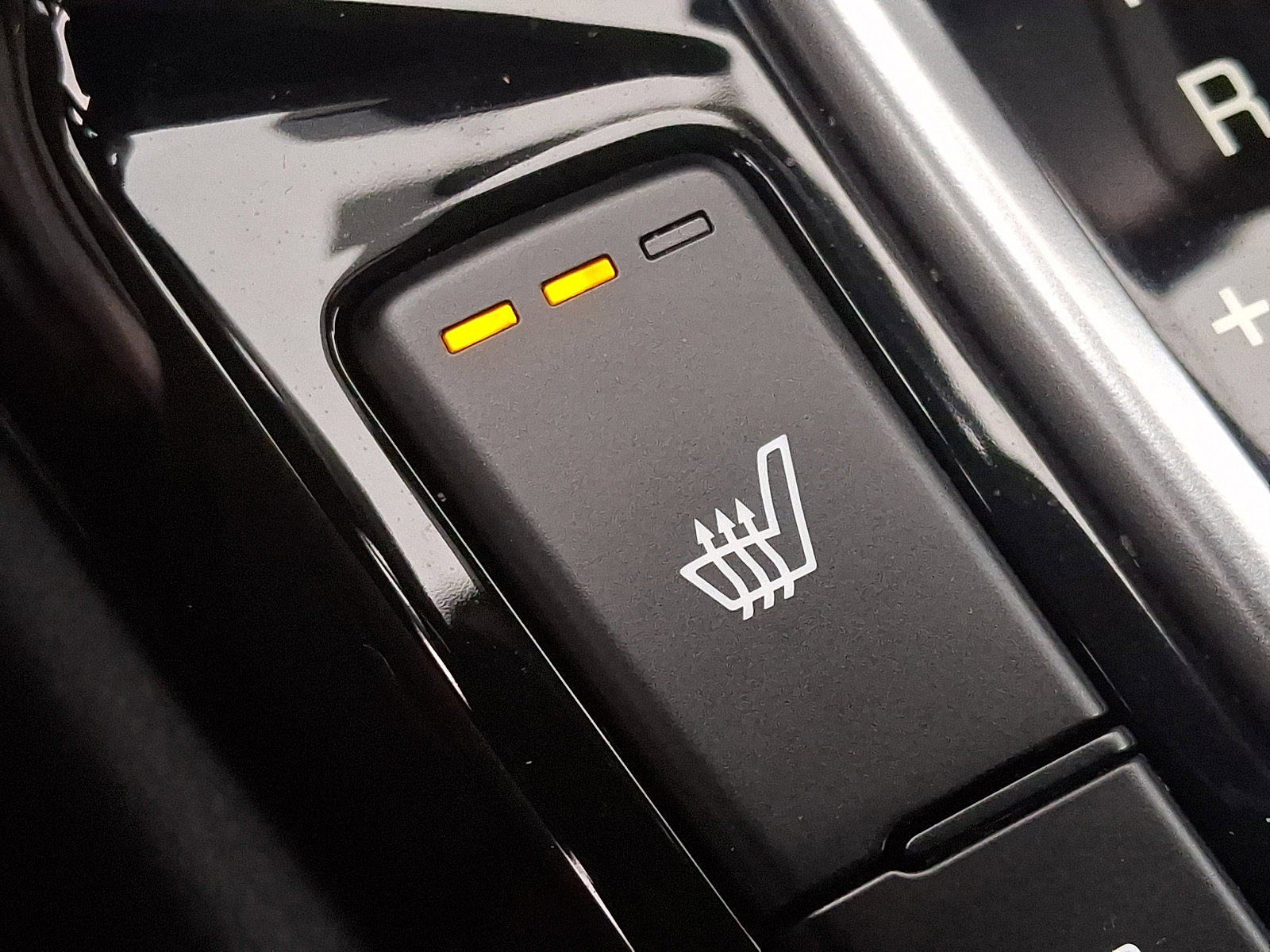 Certified 2024 Kia Seltos S image 24