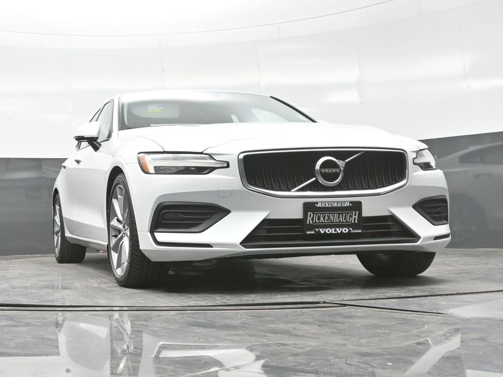 Used 2020 Volvo S60 T6 Momentum w/ Protection Package Premier image 20