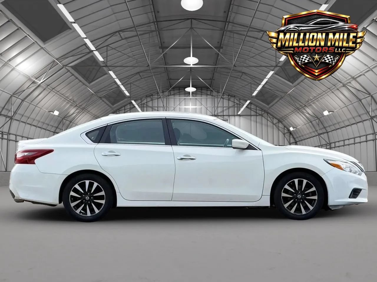 Used 2018 Nissan Altima 2.5 SV FWD image 7