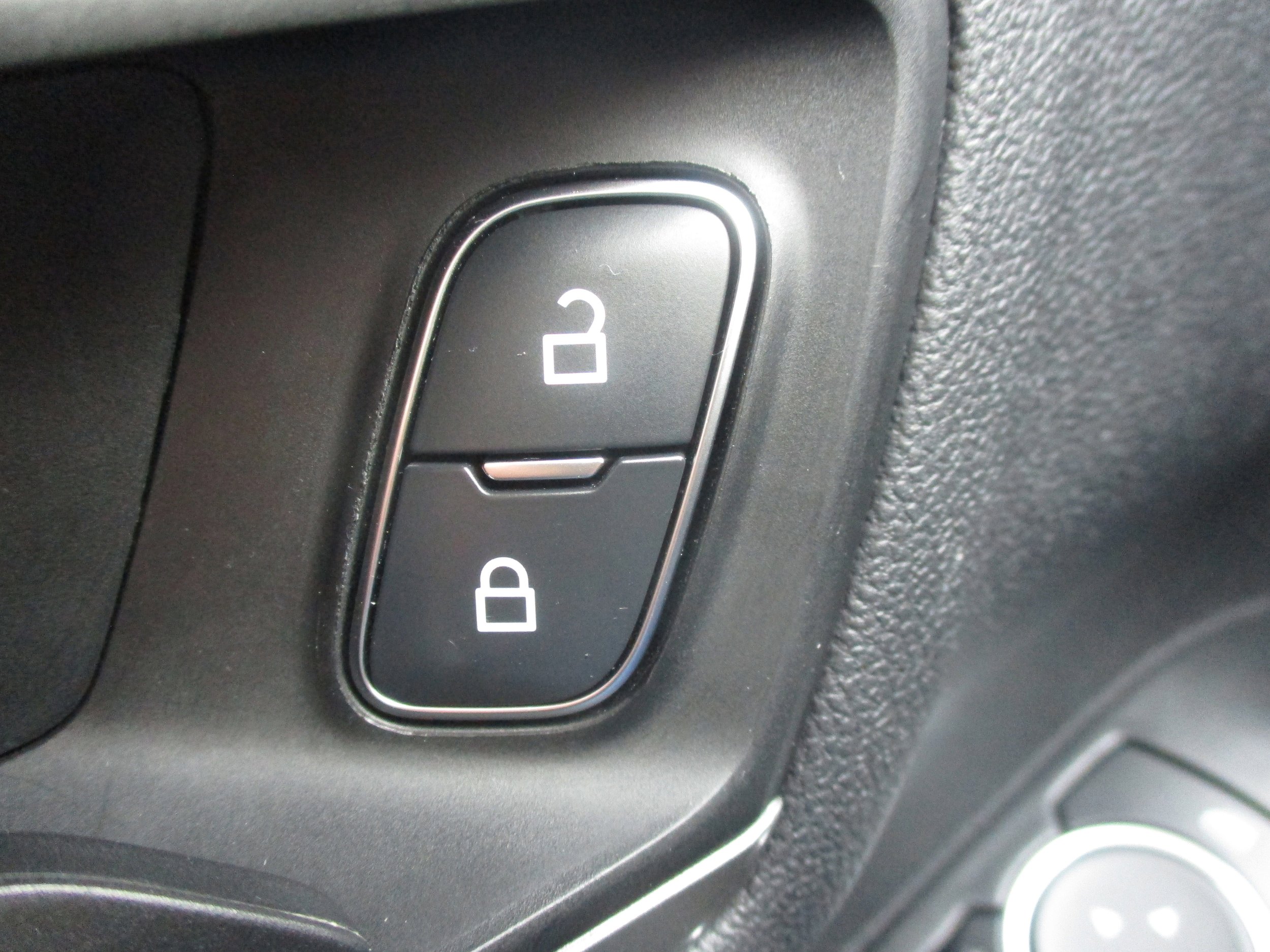 Used 2023 Ford Escape Active w/ Tech Pack #1 AWD/4WD image 33