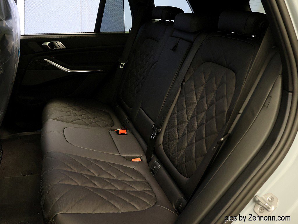 New 2026 BMW X5 M60i AWD/4WD image 12