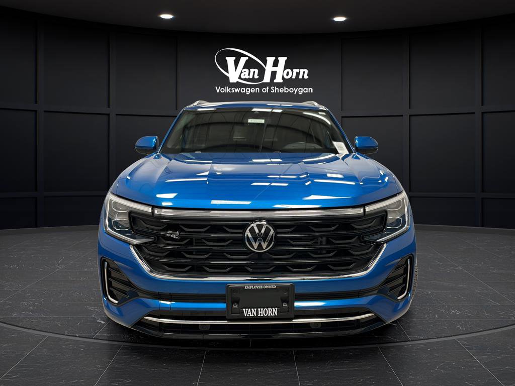 Used 2024 Volkswagen Atlas Cross Sport SEL R-Line AWD/4WD image 8