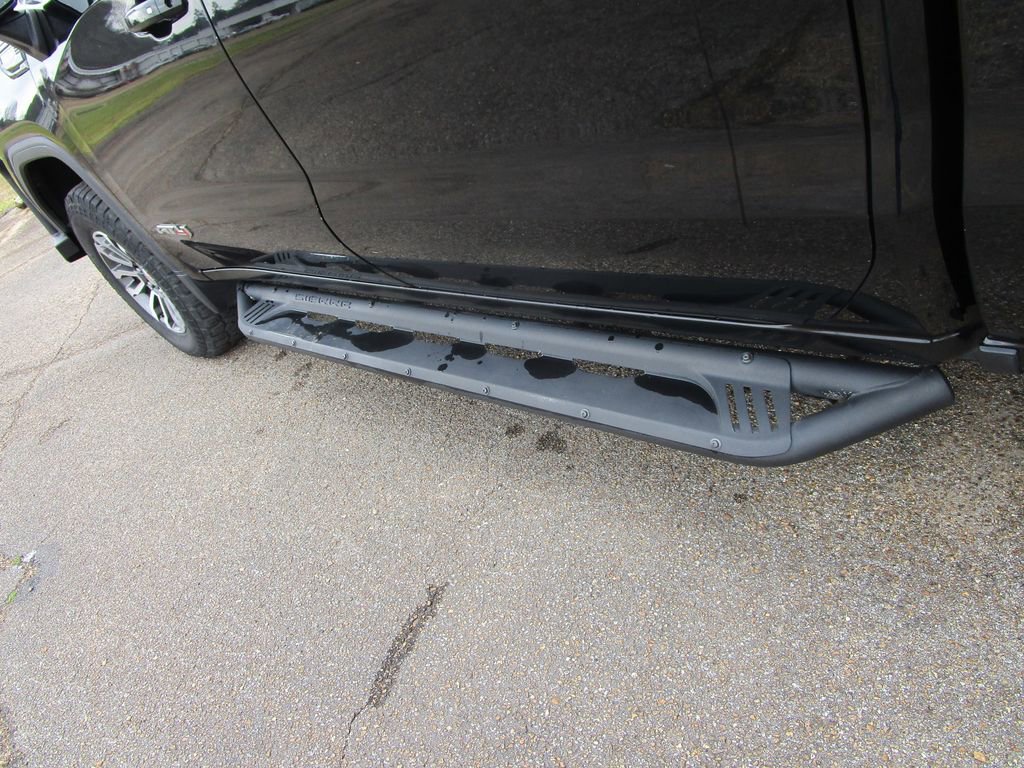 Used 2020 GMC Sierra 1500 AT4 w/ AT4 Premium Package image 16