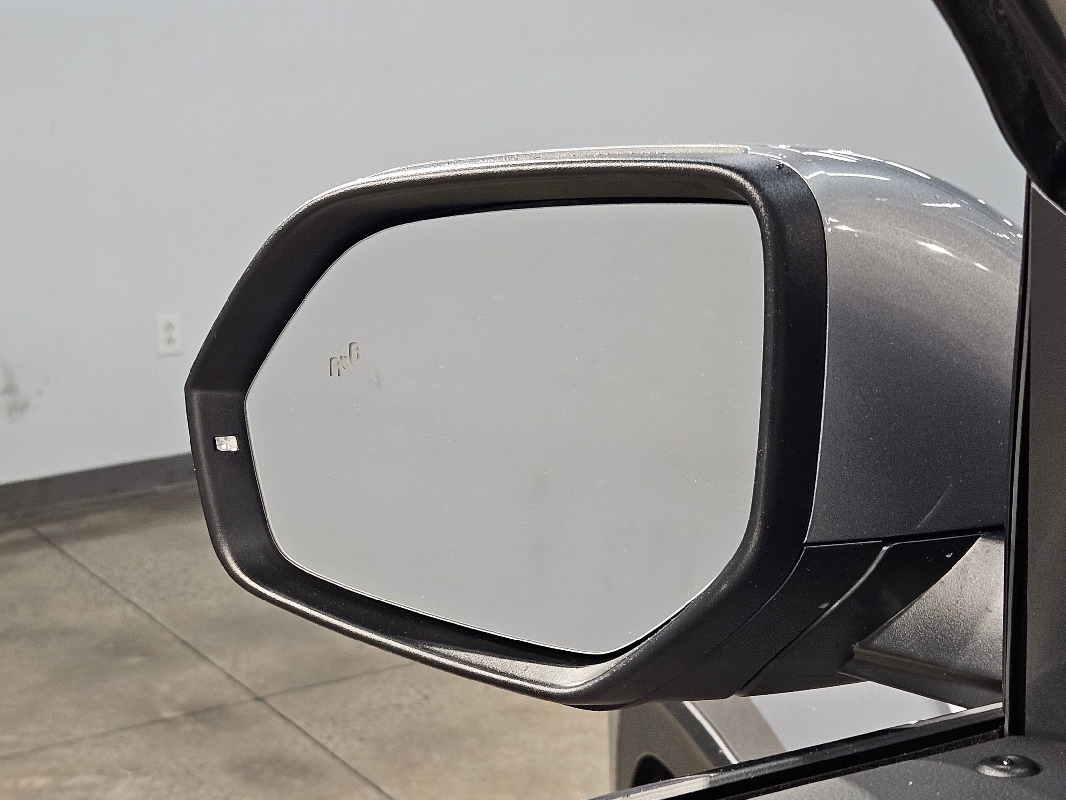 Used 2024 Volkswagen Atlas SEL Premium R-Line AWD/4WD image 22