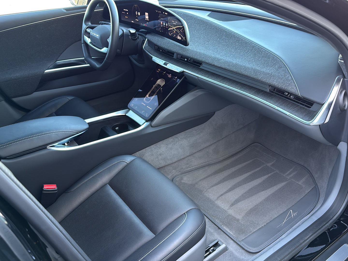 Used 2023 Lucid Air Pure AWD/4WD image 23
