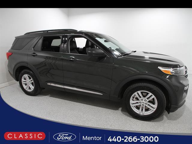Certified 2023 Ford Explorer XLT w/ Equipment Group 202A AWD/4WD image 1