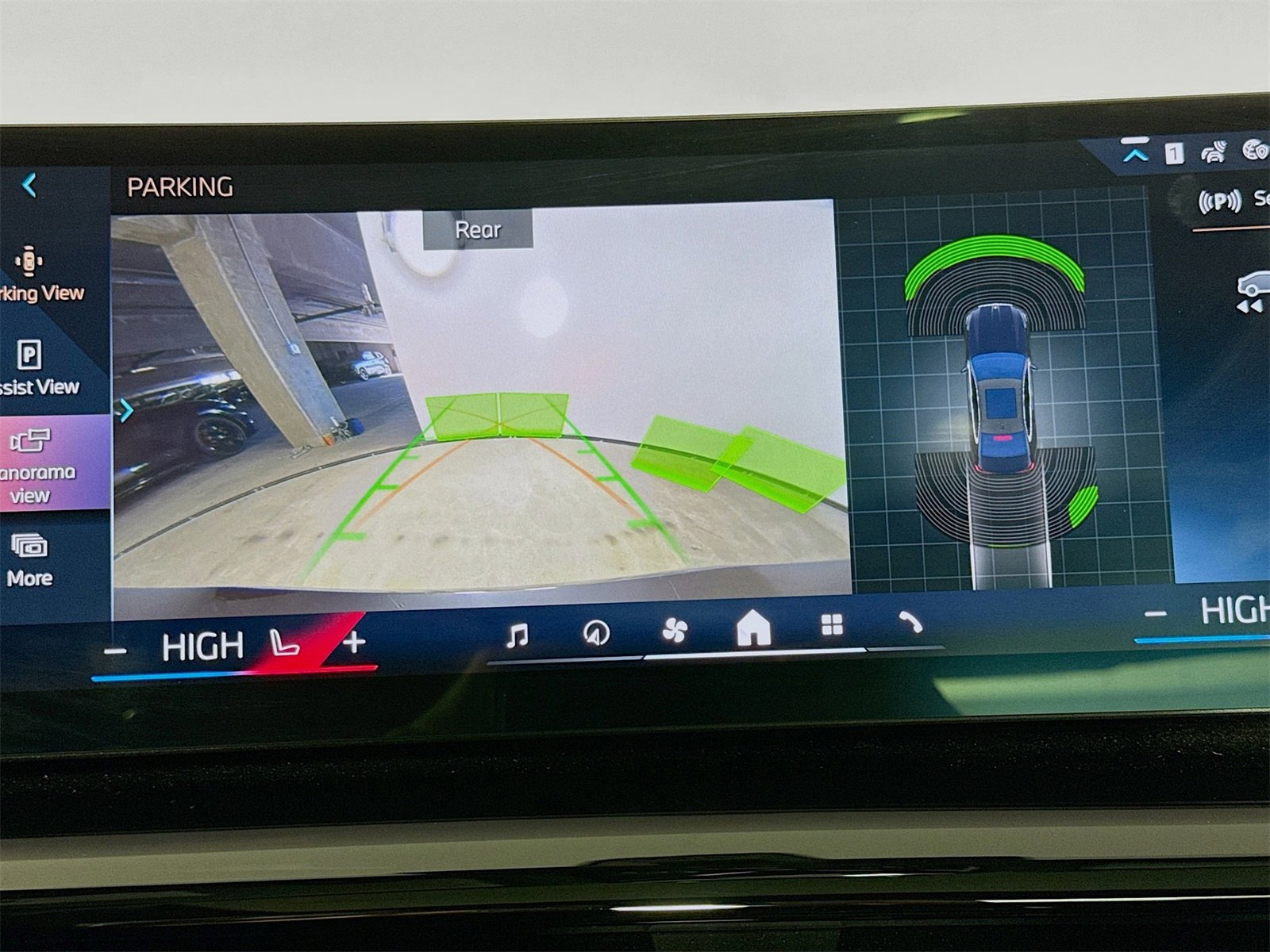 Used 2025 BMW 530i image 14