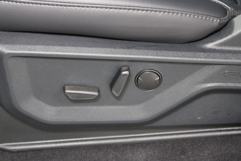 New 2025 Ford F150 Lariat w/ Equipment Group 501A Mid image 22