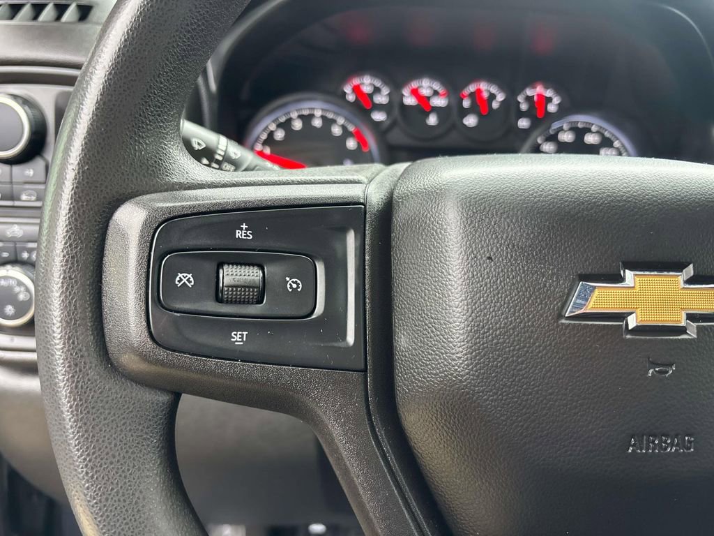 Used 2021 Chevrolet Silverado 1500 Custom image 17