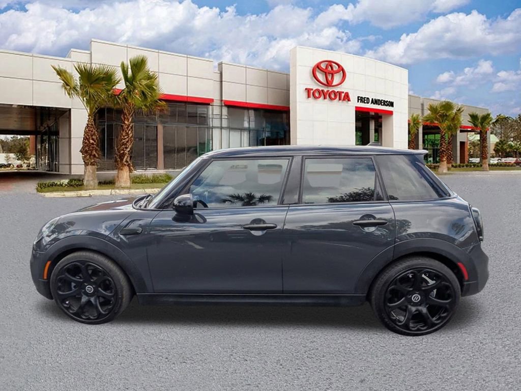 Used 2019 MINI Cooper S w/ Signature Upholstery Package image 7