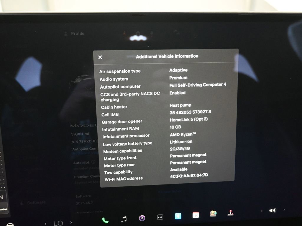 Used 2023 Tesla Model X image 15