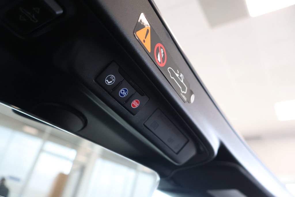 Used 2024 Chevrolet Camaro SS RWD image 33