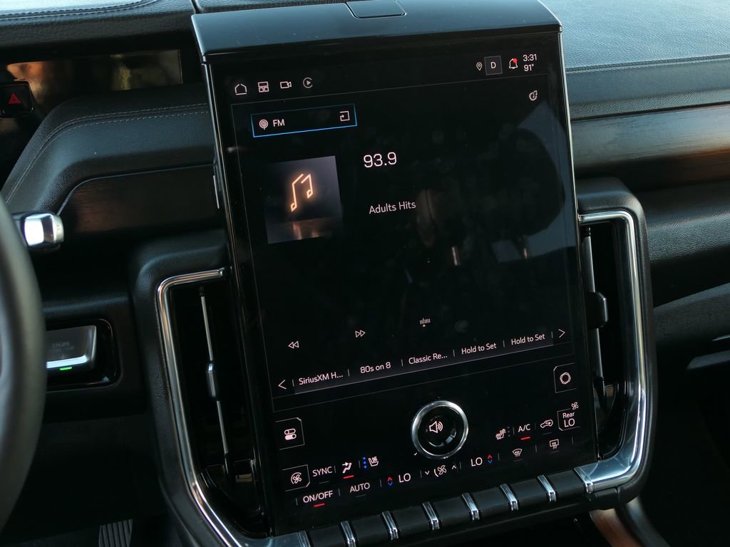 Used 2025 GMC Yukon Denali image 20