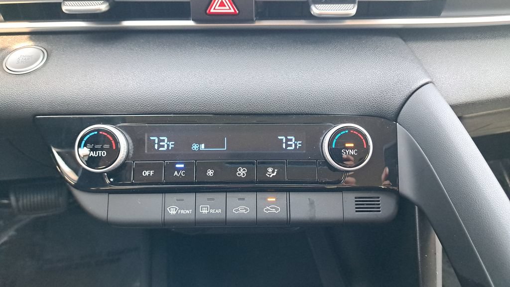 Used 2021 Hyundai Elantra SEL FWD image 21