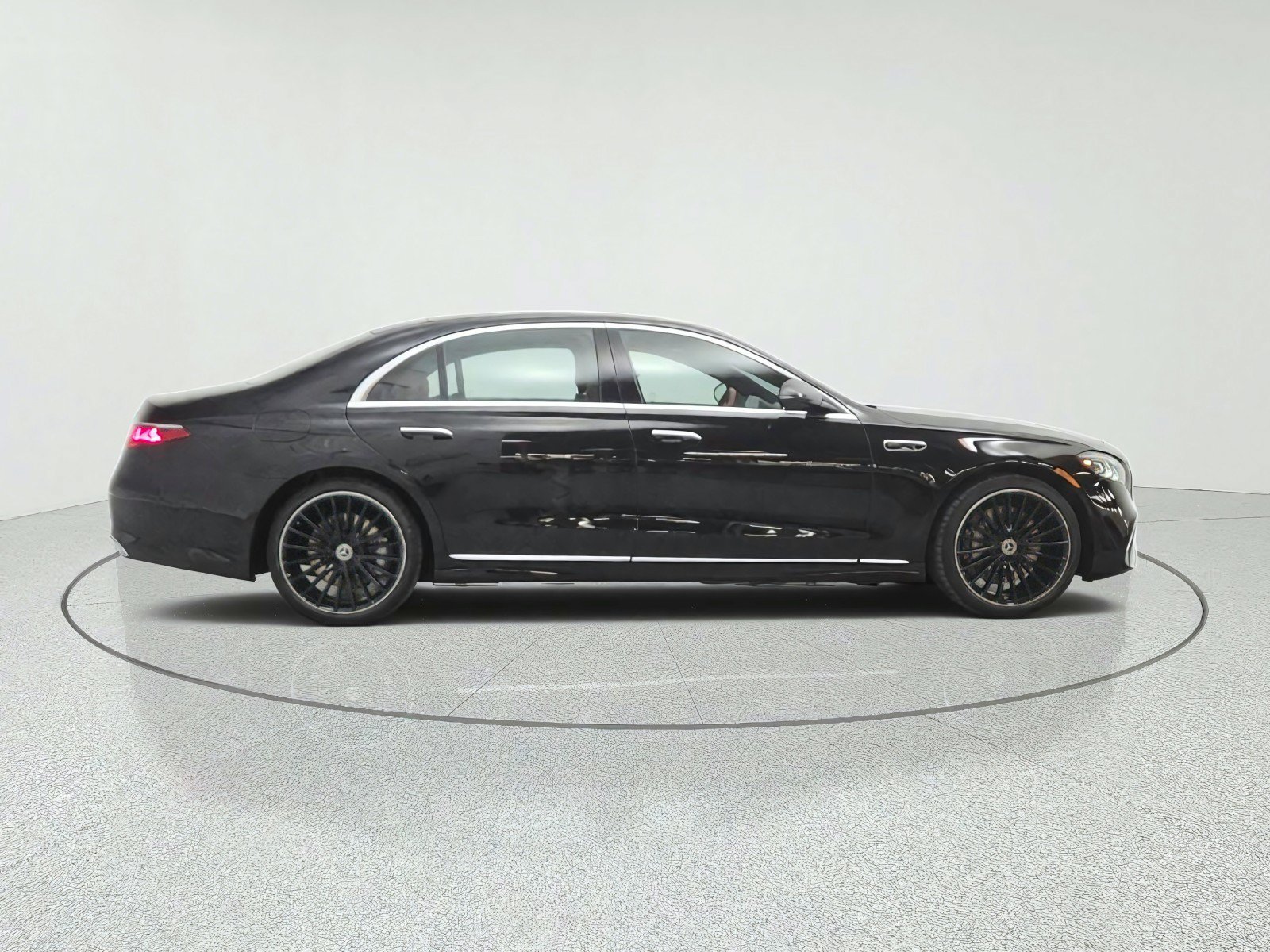 New 2027 Mercedes-Benz S 580 4MATIC Sedan image 4