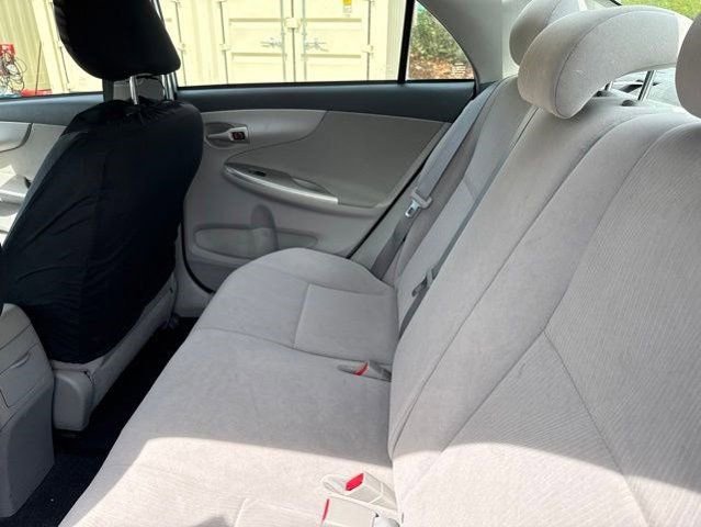 Used 2011 Toyota Corolla LE FWD image 13