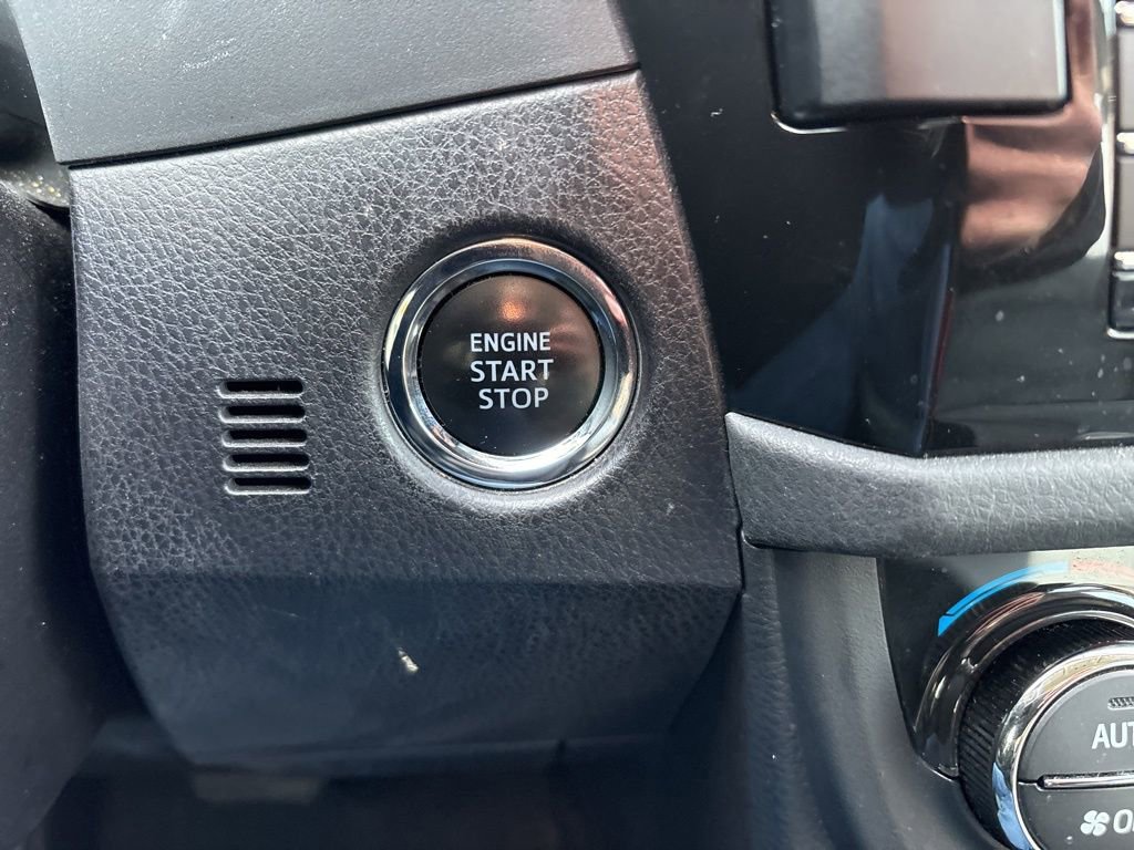 Used 2016 Toyota Corolla S image 25